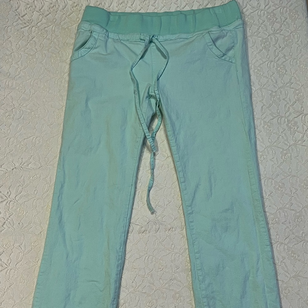 2000s Pastel Blue Low-Rise Capri Pants